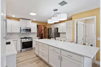 1877 Walden Way, The Villages, FL 32162 - Photo 13