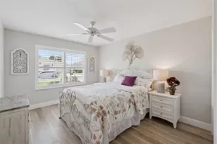 1877 Walden Way, The Villages, FL 32162 - Photo 19