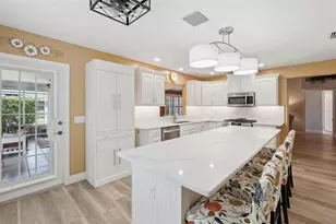 1877 Walden Way, The Villages, FL 32162 - Photo 17