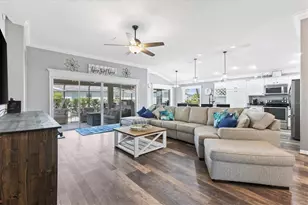 3860 Underwood St, The Villages, FL 32163 - Photo 9