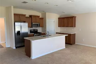 27215 Roanoke Dr, Leesburg, FL 34748 - Photo 5