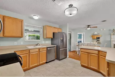 1060 Golden Grove Drive, The Villages, FL 32162 - Photo 7