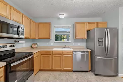 1060 Golden Grove Drive, The Villages, FL 32162 - Photo 5