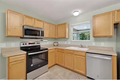 1060 Golden Grove Drive, The Villages, FL 32162 - Photo 5