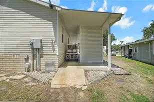 15 Riverview Dr, Fruitland Park, FL 34731 - Photo 53