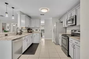 1852 Vale Dr, Clermont, FL 34711 - Photo 13