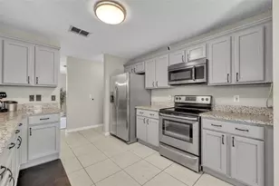 1852 Vale Dr, Clermont, FL 34711 - Photo 15