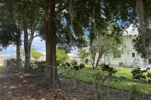 708 E Lemon Ave, Eustis, FL 32726 - Photo 49
