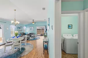 871 Amber Ct, The Villages, FL 32163 - Photo 3