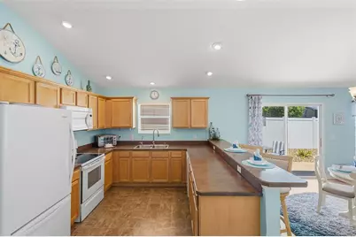 871 Amber Court, The Villages, FL 32163 - Photo 5