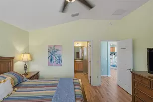 871 Amber Ct, The Villages, FL 32163 - Photo 9