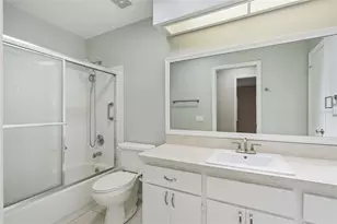 27211 Racquet Cir, Leesburg, FL 34748 - Photo 21