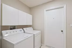 27211 Racquet Cir, Leesburg, FL 34748 - Photo 23