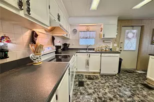 100 Marigold St, Leesburg, FL 34748 - Photo 25