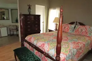 1014 Dustin Dr, Lady Lake, FL 32159 - Photo 9