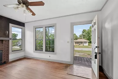 19 E Morningview Drive, Eustis, FL 32726 - Photo 3
