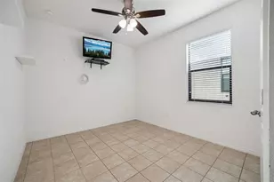 9131 Chandler Dr, Groveland, FL 34736 - Photo 25