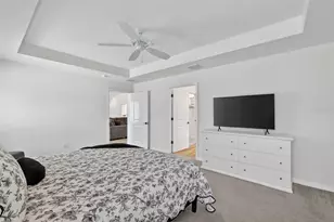 6857 Baysinger Path, The Villages, FL 34762 - Photo 21
