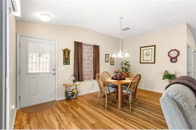 16922 SE 81st Charlesfort Avenue, The Villages, FL 32162 - Photo 11