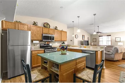 16922 SE 81st Charlesfort Avenue, The Villages, FL 32162 - Photo 19