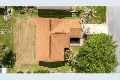 2778 Edwards Lane, The Villages, FL 32162 - Photo 17