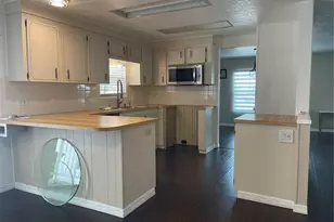 52 N Bobwhite Rd, Wildwood, FL 34785 - Photo 3