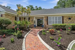 1017 Shore Acres Dr, Leesburg, FL 34748 - Photo 11