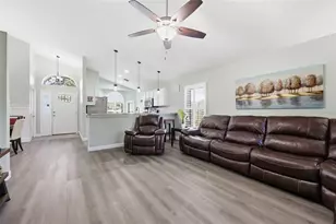 1008 Chateau Cir, Minneola, FL 34715 - Photo 15