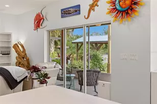 13334 Country Club Dr, Tavares, FL 32778 - Photo 17