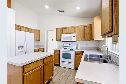 1029 Brayton Lane, Davenport, FL 33897 - Photo 5
