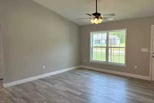 3339 W Early Pl, Dunnellon, FL 34433 - Photo 7