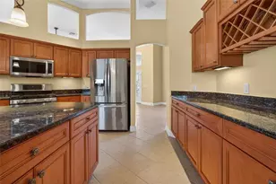 1300 Bennett Pl, The Villages, FL 32162 - Photo 13