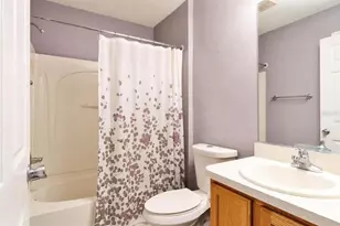 104 Cherry Blossom Ln, Lady Lake, FL 32159 - Photo 11