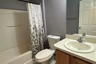 104 Cherry Blossom Ln, Lady Lake, FL 32159 - Photo 15
