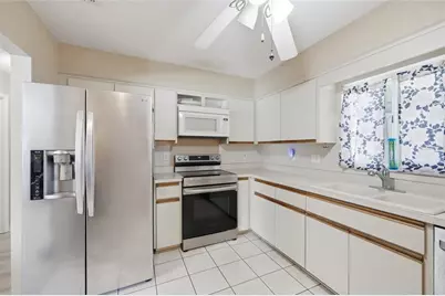 17814 SE 107th Terrace, Summerfield, FL 34491 - Photo 3