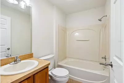 1000 Kenova Avenue, The Villages, FL 32162 - Photo 25