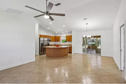 1000 Kenova Avenue, The Villages, FL 32162 - Photo 5