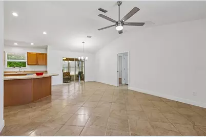 1000 Kenova Avenue, The Villages, FL 32162 - Photo 7