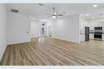 207 Desota Court, The Villages, FL 32159 - Photo 7