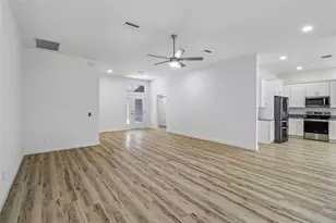 207 Desota Ct, The Villages, FL 32159 - Photo 7