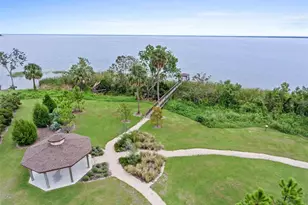 1216 Hull Island Dr, Oakland, FL 34787 - Photo 69