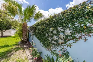 1678 Govan Pl, The Villages, FL 32162 - Photo 49