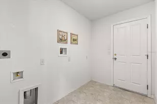 2467 Ambler Cir, The Villages, FL 32162 - Photo 21