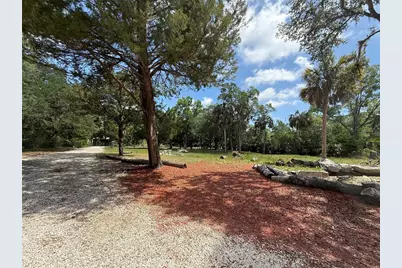 186 Gladys Avenue, Inglis, FL 34449 - Photo 5