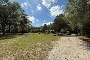 186 Gladys Ave, Inglis, FL 34449 - Photo 15