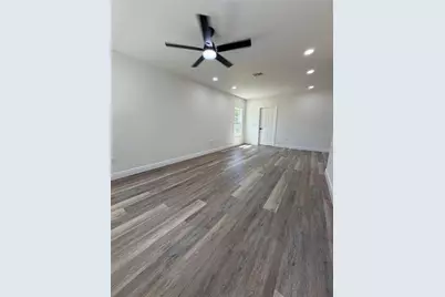 7152 Palm Avenue, Leesburg, FL 34788 - Photo 9