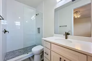 8409 Vivaro Isle Way, Windermere, FL 34786 - Photo 55