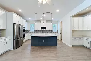 8409 Vivaro Isle Way, Windermere, FL 34786 - Photo 27