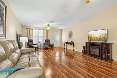 447 Foster Place, The Villages, FL 32162 - Photo 9