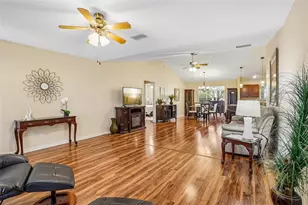 447 Foster Pl, The Villages, FL 32162 - Photo 7